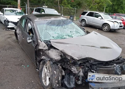 2014 Nissan Altima 2.5 Sv z USA, uszkodzony, nr VIN 1N4AL3APXEC148564